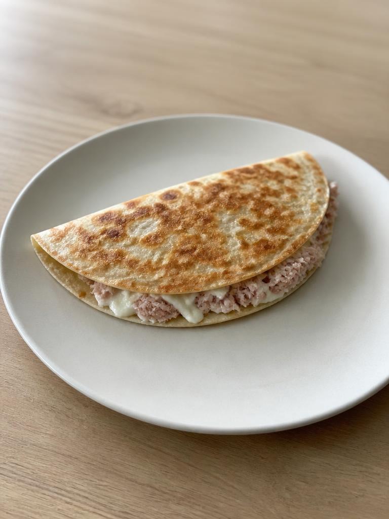 Tortillas poêlées au thon et fromage frais