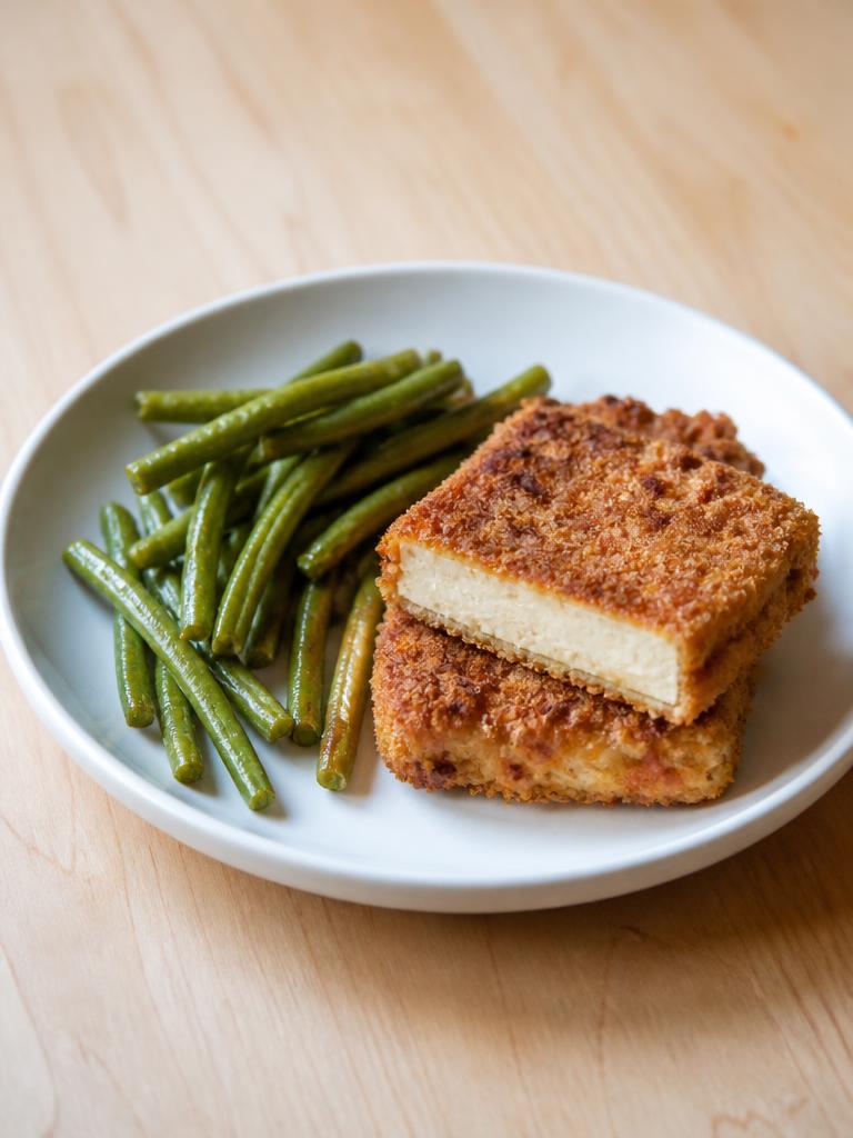 Tofu pané au four et haricots verts