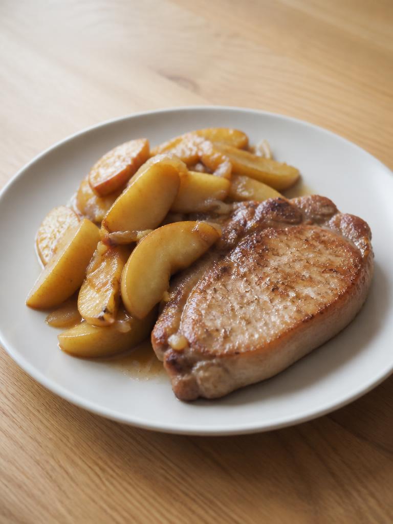 Côte de porc aux pommes
