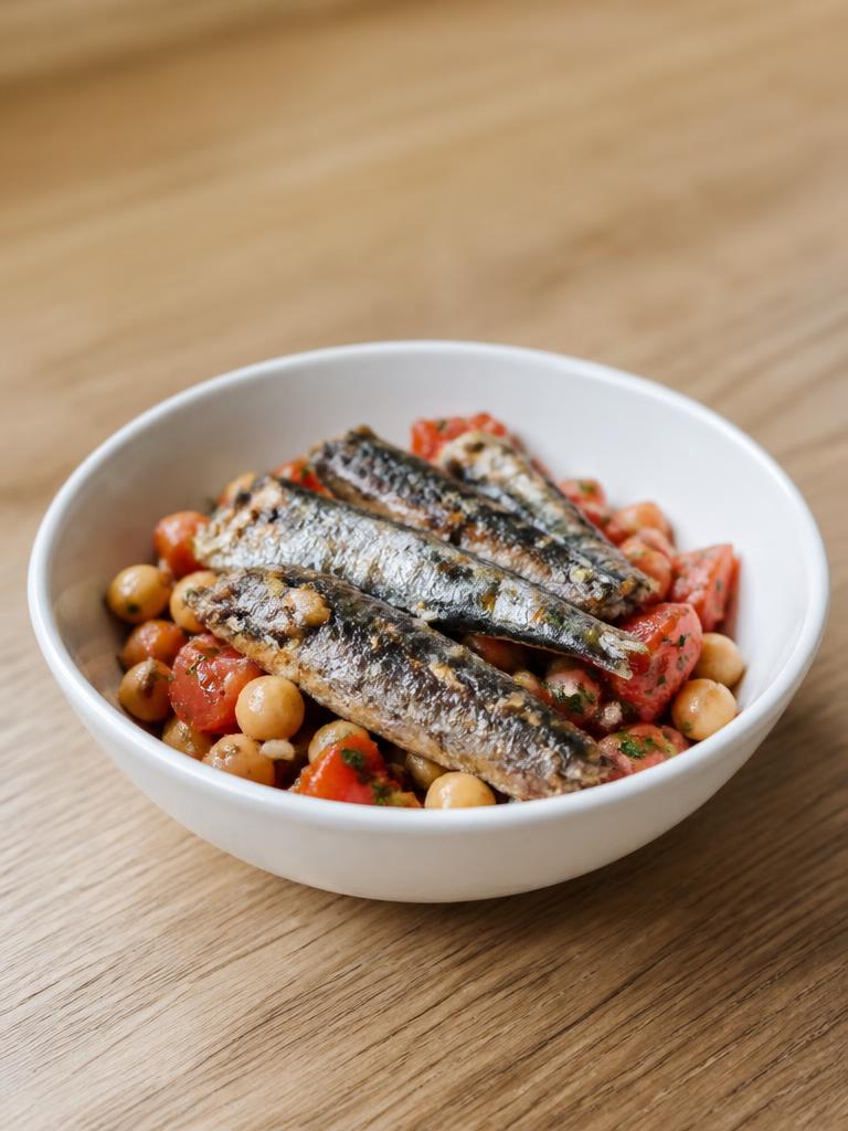 Bowl aux sardines, tomate et pois chiches