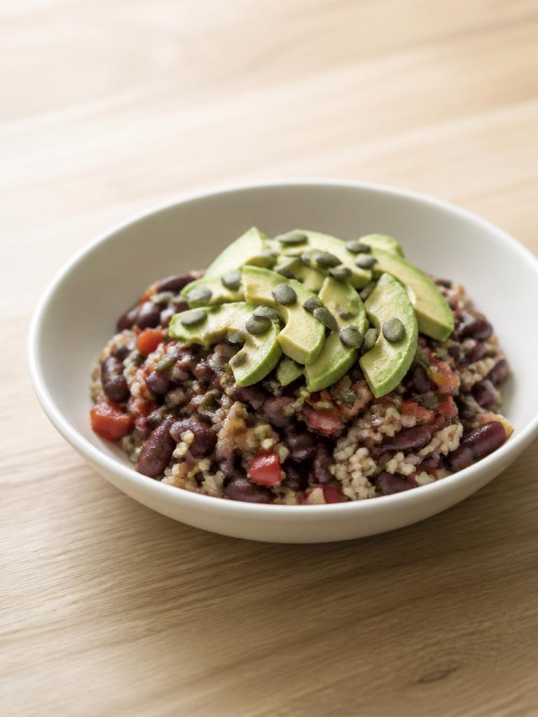 Bowl aux haricots rouges, avocat et graines de courge