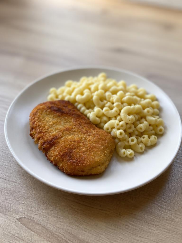 Nuggets de poulet maison et coquillettes