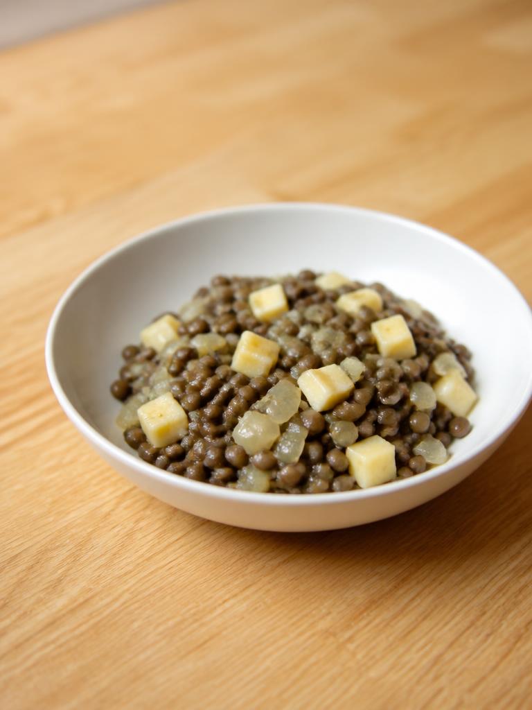 Lentilles vertes au comté et à l'oignon